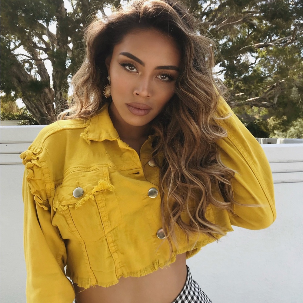 Cropped yellow jacket (worn once)